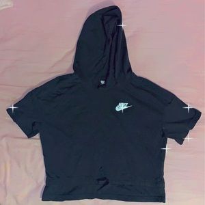 nike crop top